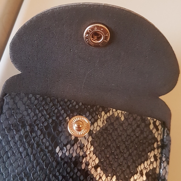 🐍 Snake Skin Coin Purse Keyring 👛 - Picture 2 of 5